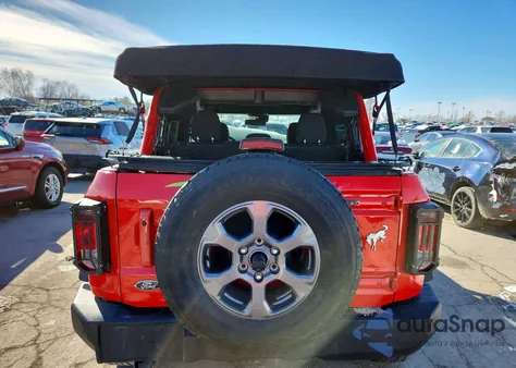 2023 Ford Bronco Base z USA, uszkodzony, nr VIN 1FMDE5BH4PLB55688